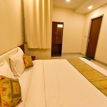 Hotel Veer Palace Near Udaipole Udaipur Exterior photo