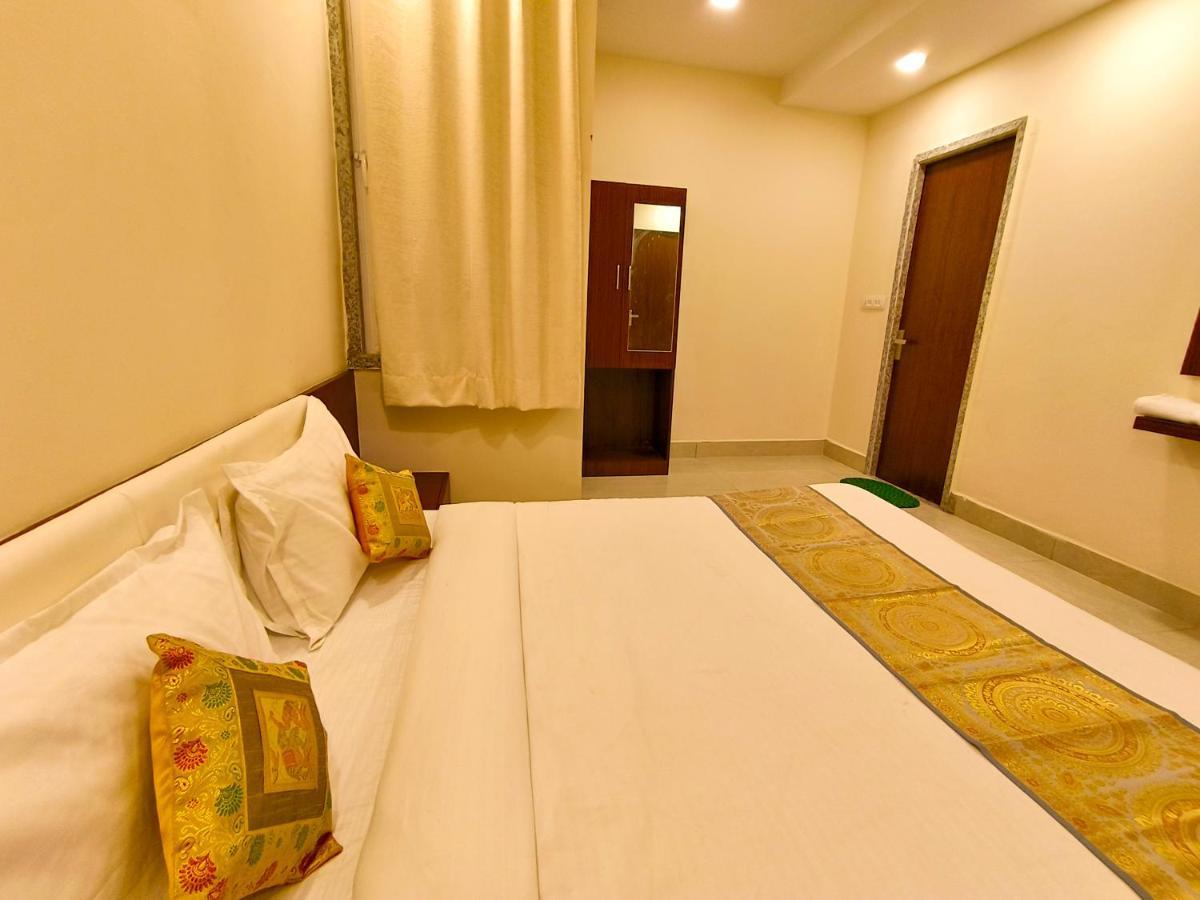 Hotel Veer Palace Near Udaipole Udaipur Exterior photo