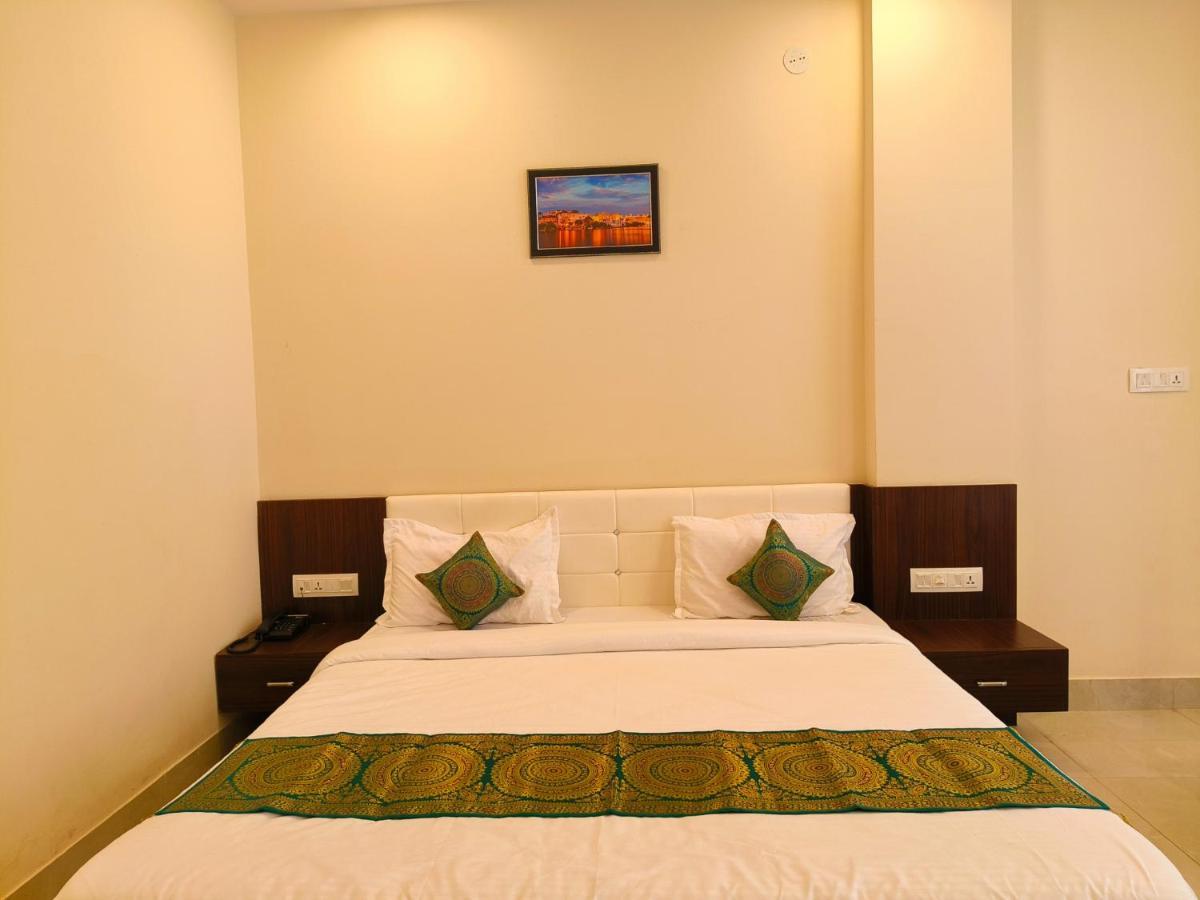 Hotel Veer Palace Near Udaipole Udaipur Exterior photo